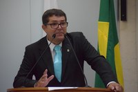 Em indicação, Rapinha pede reforma de todos os sanitários públicos e quadras de esporte de Frutal