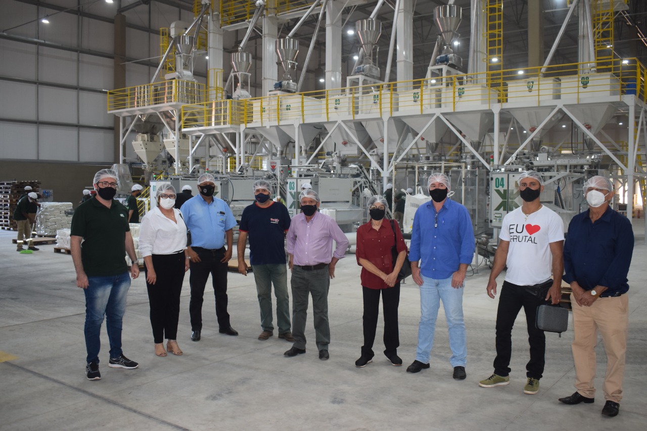 Vereadores fazem visita à Energy Açucareira que foi instalada recentemente em Frutal