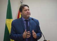 Vereador Alex Freitas faz indicação e requerimento buscando a contemplação de Frutal em investimentos na saúde pelo Governo de Minas