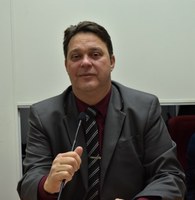 Vereador Alex Freitas pede recursos ao Frei Gabriel para o deputado Newton Cardoso Júnior